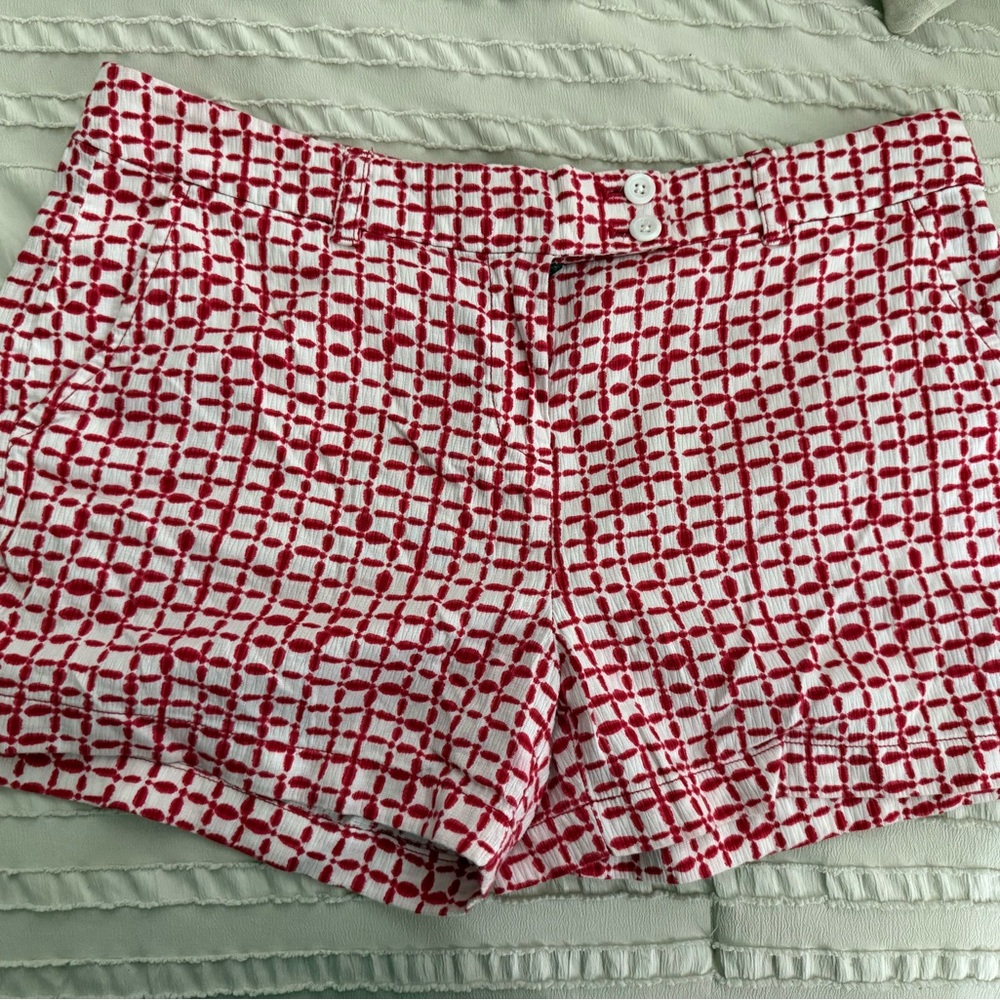 Vineyard Vines Red and White High Waist Shorts